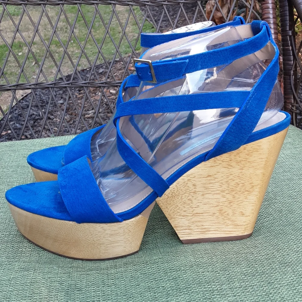 Diane Von Furstenberg Blue Suede Platform Wooden Strappy Heel.